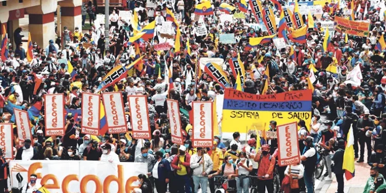 El golpe blando y la defensa del cambio en Colombia