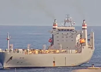 Extrañas maniobras de un buque de uso militar de EE.UU. en aguas canarias