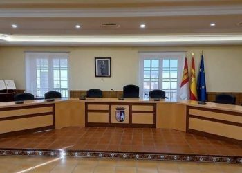 En el salón de plenos del Ayuntamiento de Munera