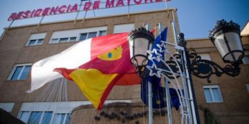 Centenari deja sin sueldo a sus trabajadores: impagos en residencias de Albacete