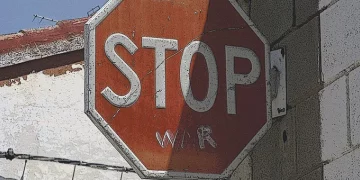 Es urgente fortalecer el movimiento internacional por la paz  