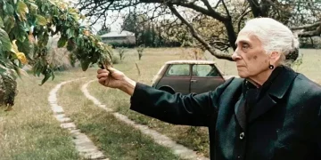 El Festival de Málaga estrena la película «Pasionaria. Dolores Ibárruri», de Amparo Climent