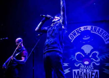 Manifa en un concierto en Villamalea