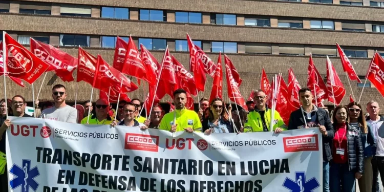 Foto de la huelga del transporte sanitario de CLM