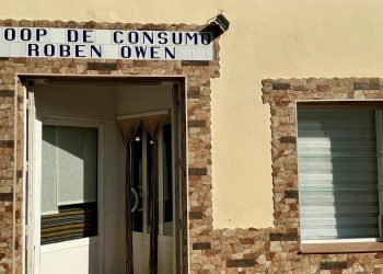 Foto de la cooperativa Robert Owen en Villamalea
