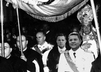 ¿Un centro para interpretar a la Virgen?