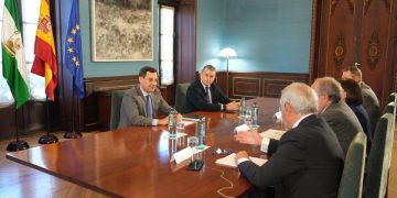 La crisis de los cribados de cáncer sacude a la Junta de Andalucía tras la dimisión de la consejera de Salud