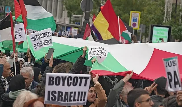 El PCE rechaza el plan de Trump y Netanyahu para Gaza: «No busca la paz, sino un protectorado»