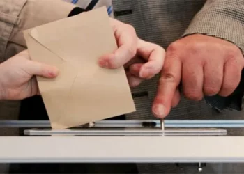 Aragón: cuando la izquierda se borra, la ultraderecha avanza