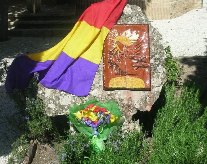 El Foro por la Memoria Democrática de Albacete inicia su andadura con un homenaje a las víctimas del franquismo el 11 de abril