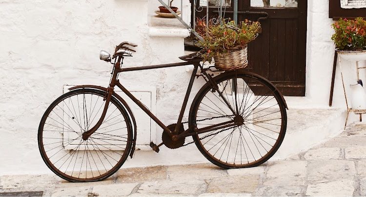 La esperanza del pueblo va en bicicleta